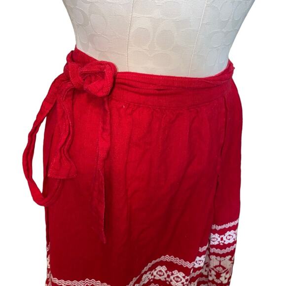 Vintage Retro Embroidered Hem Wrap Skirt Boho Indie Size Small Red and White - Picture 2 of 7